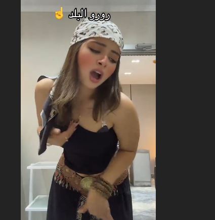 فيديو جديد سكس رورو البلد اتفرج على فيديو رورو البلد بترقص بقميص اسود